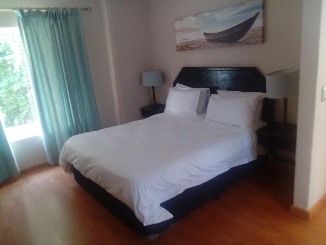 Daisy St -One Bedroom Apartment Johannesburg Dış mekan fotoğraf